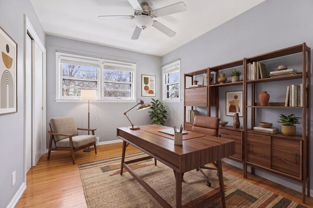 2700 Quail Avenue N, Golden Valley, MN 55422