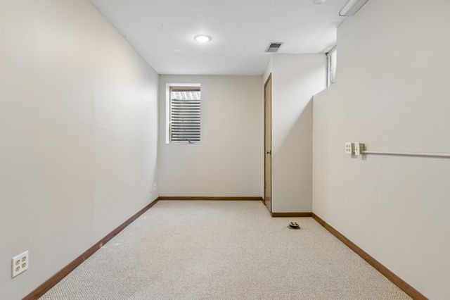 2700 Quail Avenue N, Golden Valley, MN 55422