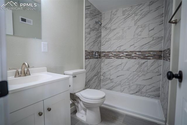 818 S Circle Drive, Colorado Springs, CO 80910