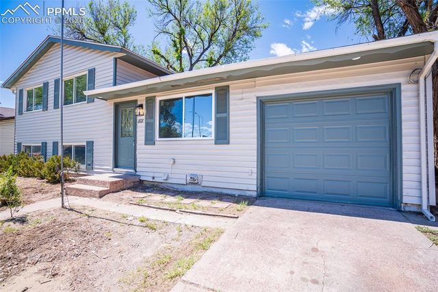818 S Circle Drive, Colorado Springs, CO 80910