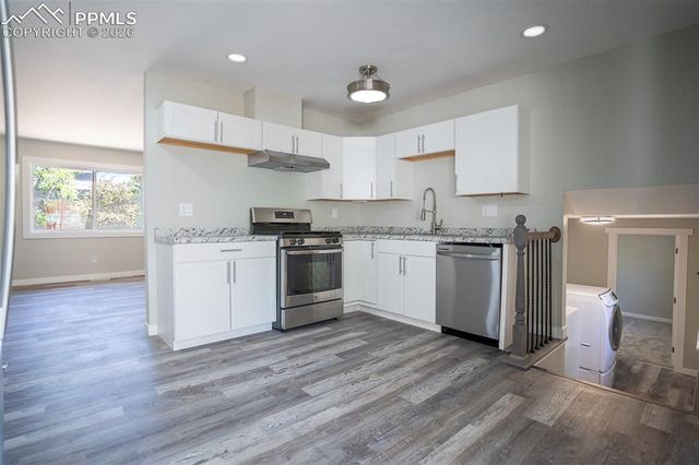 818 S Circle Drive, Colorado Springs, CO 80910