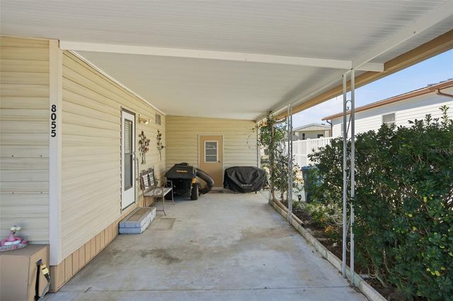 8055 COUNTRY CLUB DRIVE, Brooksville, FL 34613