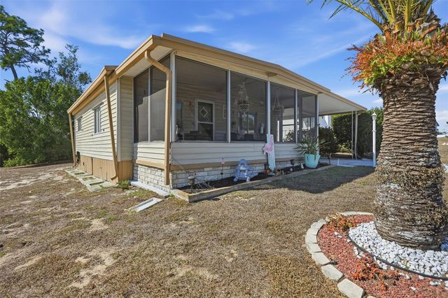 8055 COUNTRY CLUB DRIVE, Brooksville, FL 34613