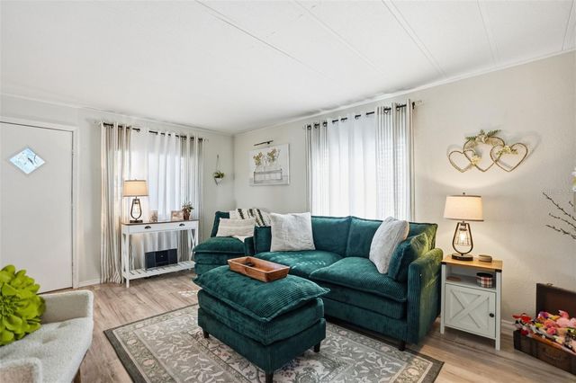 8055 COUNTRY CLUB DRIVE, Brooksville, FL 34613