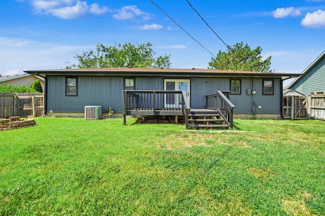 1114 Revere Dr, Salina, KS 67401