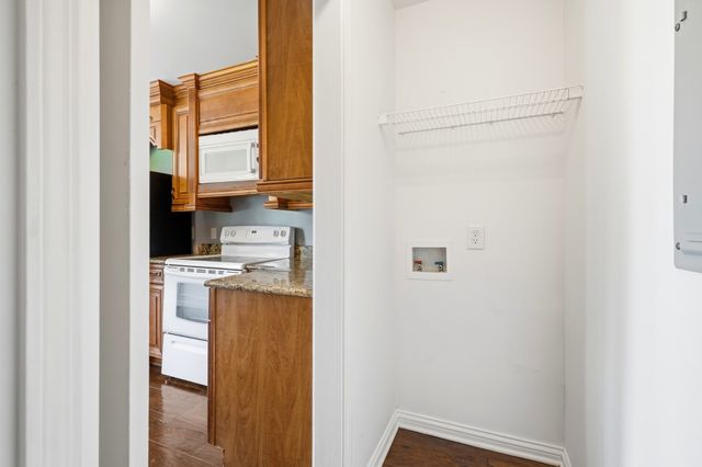 263 Rockland Rd, Hendersonville, TN 37075