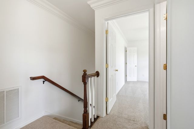 263 Rockland Rd, Hendersonville, TN 37075