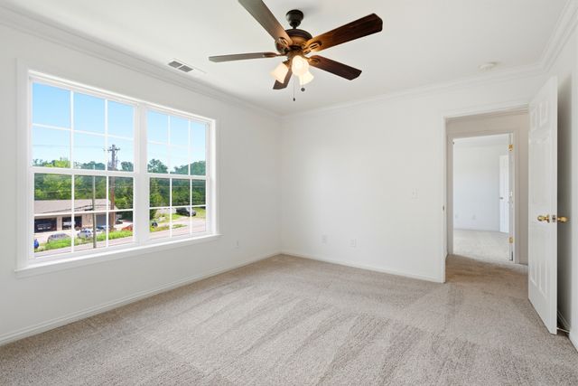 263 Rockland Rd, Hendersonville, TN 37075