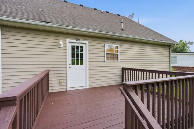 263 Rockland Rd, Hendersonville, TN 37075