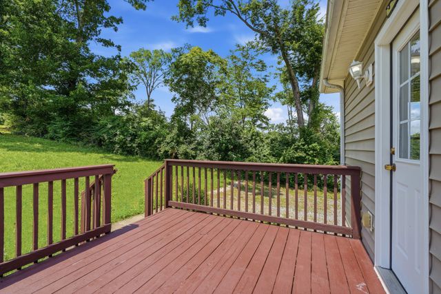 263 Rockland Rd, Hendersonville, TN 37075