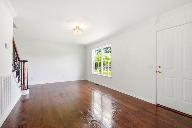 263 Rockland Rd, Hendersonville, TN 37075