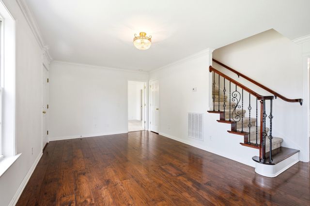 263 Rockland Rd, Hendersonville, TN 37075