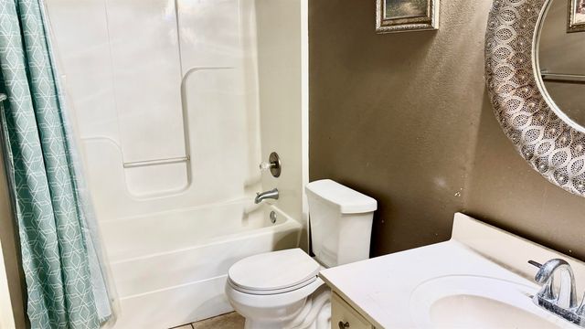 335 Daralyn Drive, Houma, LA 70363