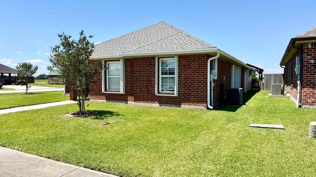 335 Daralyn Drive, Houma, LA 70363