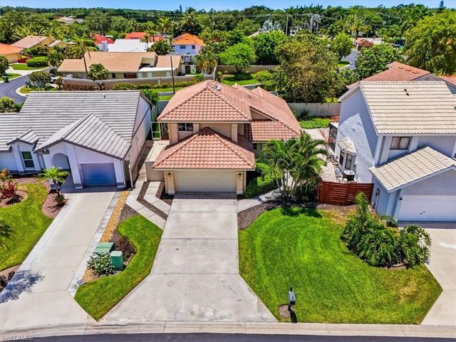 1268 Jardin DR, Naples, FL 34104