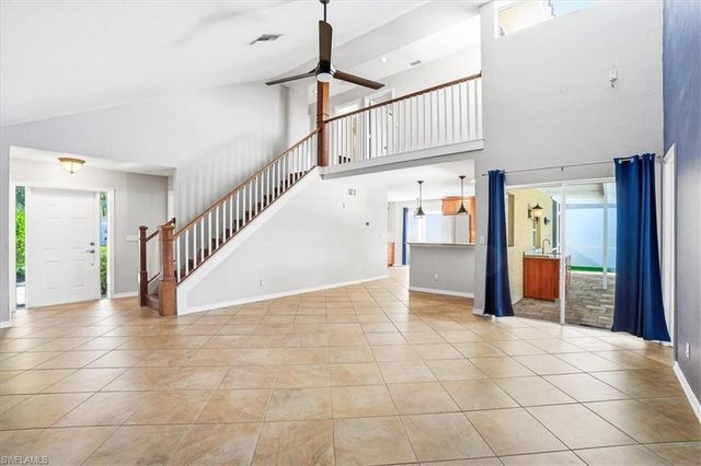 1268 Jardin DR, Naples, FL 34104
