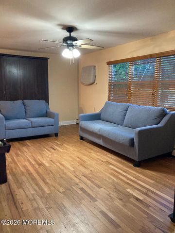 16 Allaire Drive, Toms River, NJ 08753