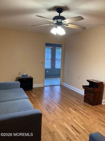16 Allaire Drive, Toms River, NJ 08753
