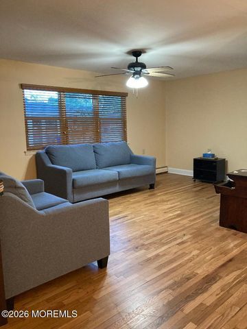 16 Allaire Drive, Toms River, NJ 08753