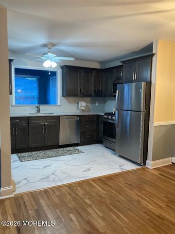 16 Allaire Drive, Toms River, NJ 08753
