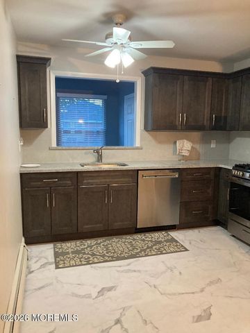 16 Allaire Drive, Toms River, NJ 08753