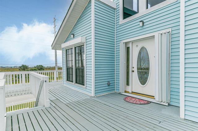 12822 Santiago Circle, Galveston, TX 77554