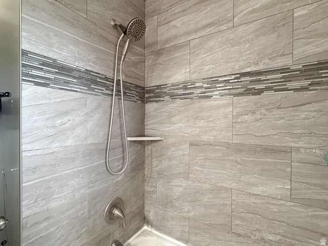 2113 W 5650 S, Roy, UT 84067