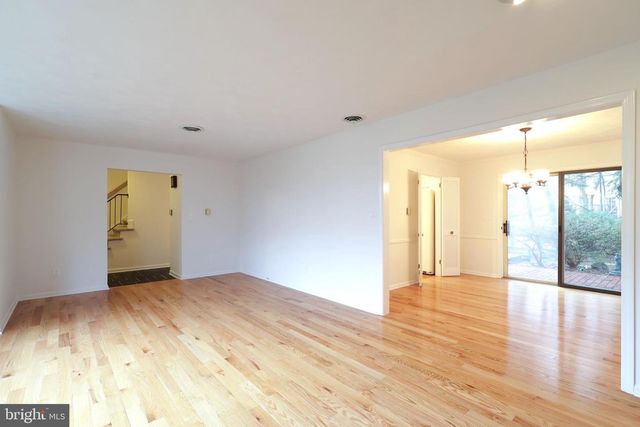 1446 PARK LN, State College, PA 16803