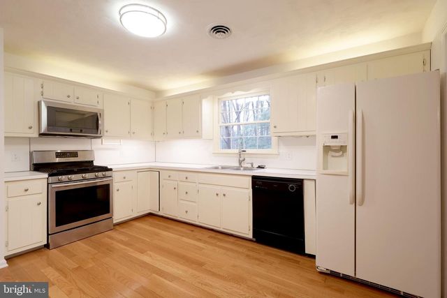 1446 PARK LN, State College, PA 16803