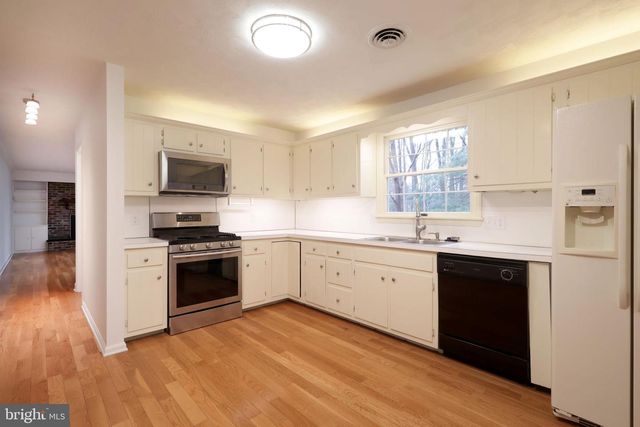 1446 PARK LN, State College, PA 16803