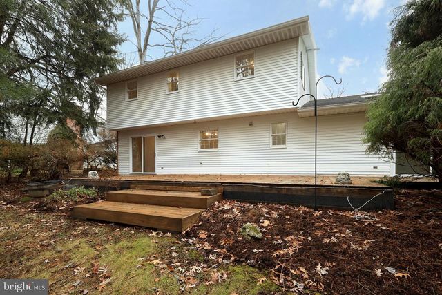 1446 PARK LN, State College, PA 16803