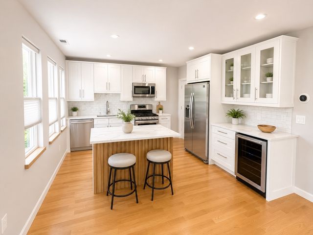 576 Lagrange Street 576, Boston, MA 02132
