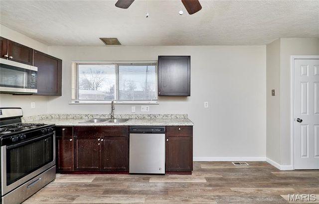 1610 Jackson Lane, Florissant, MO 63031