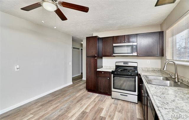 1610 Jackson Lane, Florissant, MO 63031