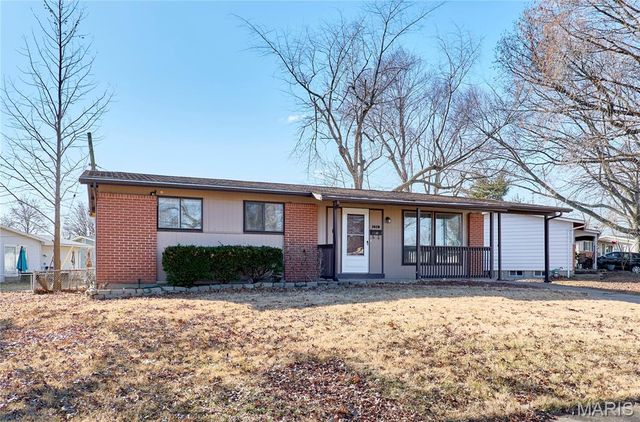 1610 Jackson Lane, Florissant, MO 63031