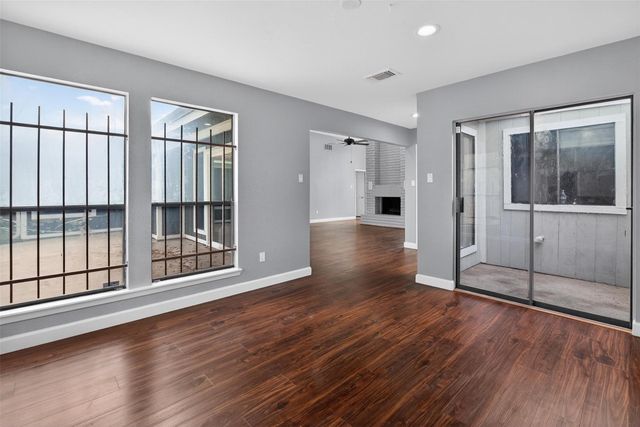 6110 Gallant Forest Drive, Houston, TX 77088