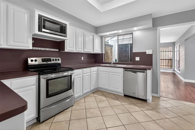 6110 Gallant Forest Drive, Houston, TX 77088