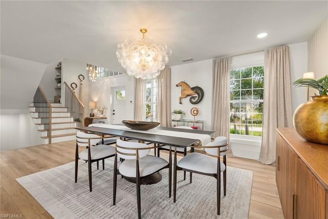 9015 Mockingbird DR, Sanibel, FL 33957
