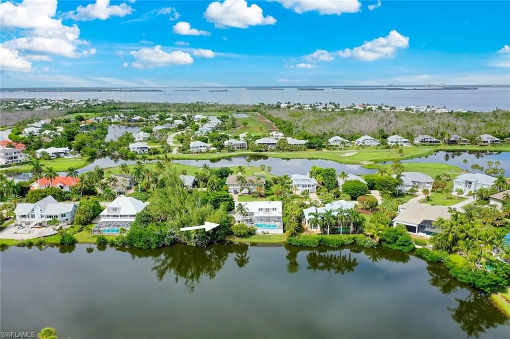 9015 Mockingbird DR, Sanibel, FL 33957