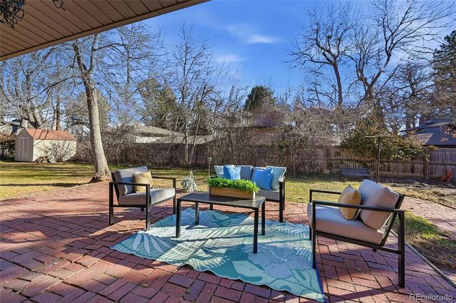 960 Dudley Street, Lakewood, CO 80215