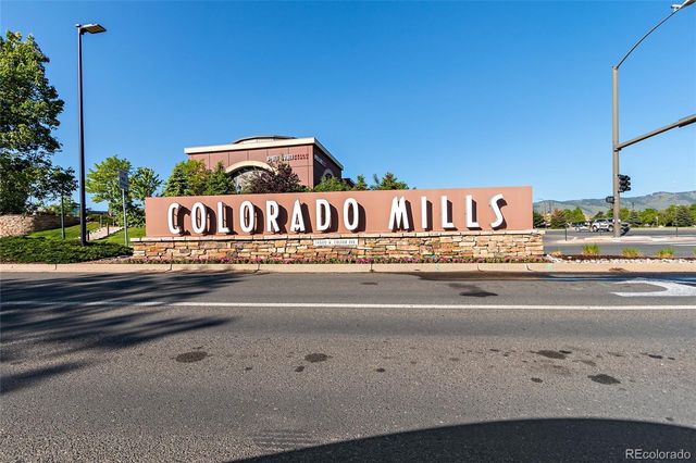 960 Dudley Street, Lakewood, CO 80215