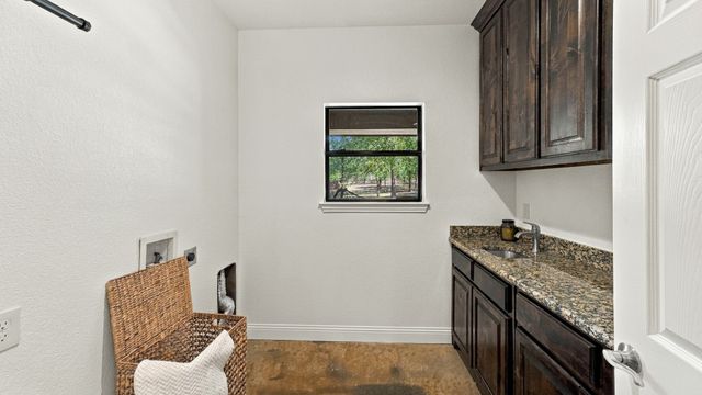1389 County Road 3591, Paradise, TX 76073