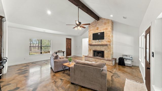 1389 County Road 3591, Paradise, TX 76073