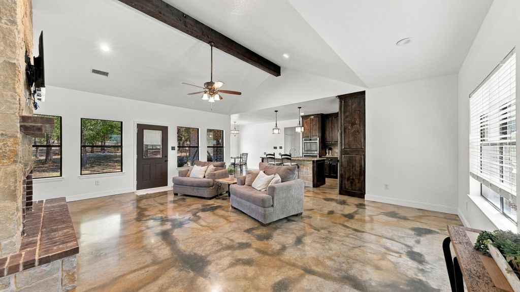 1389 County Road 3591, Paradise, TX 76073 — photo 4