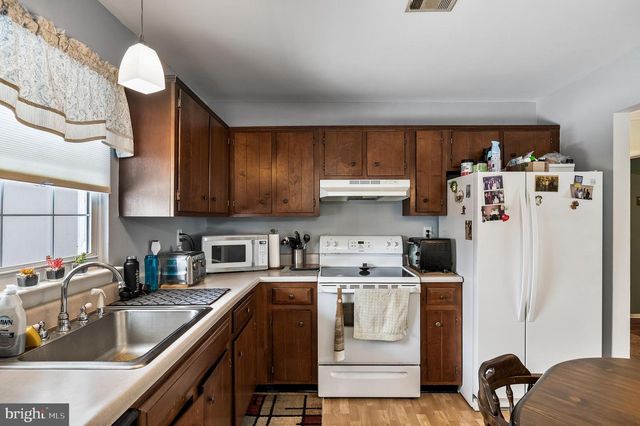 43 KINGSTON WAY, Southampton, NJ 08088