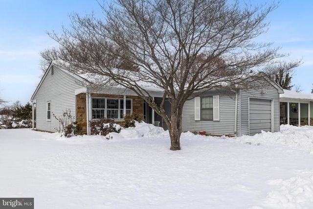 43 KINGSTON WAY, Southampton, NJ 08088