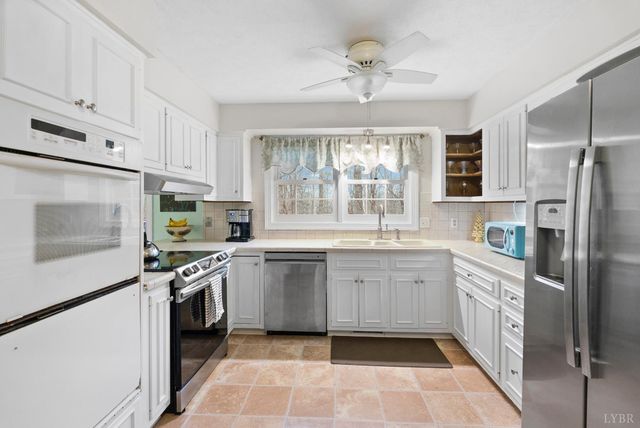 205 Ivy Drive, Lynchburg, VA 24503