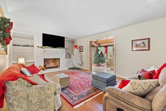 205 Ivy Drive, Lynchburg, VA 24503