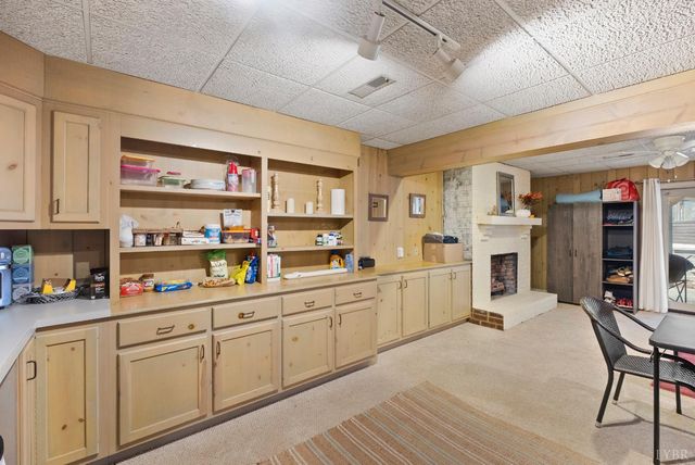 205 Ivy Drive, Lynchburg, VA 24503