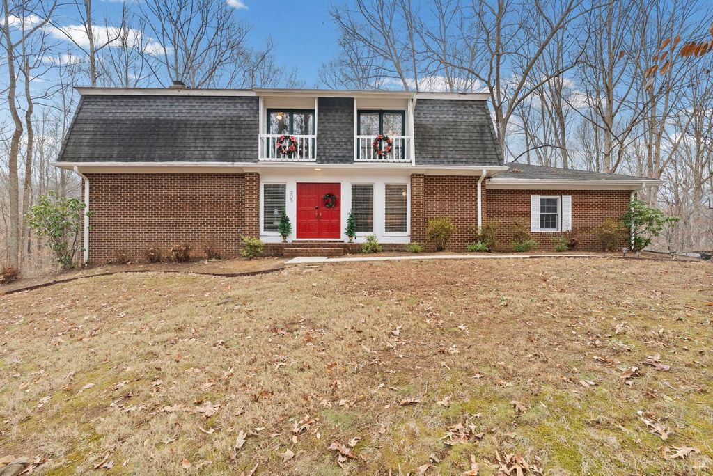205 Ivy Drive, Lynchburg, VA 24503